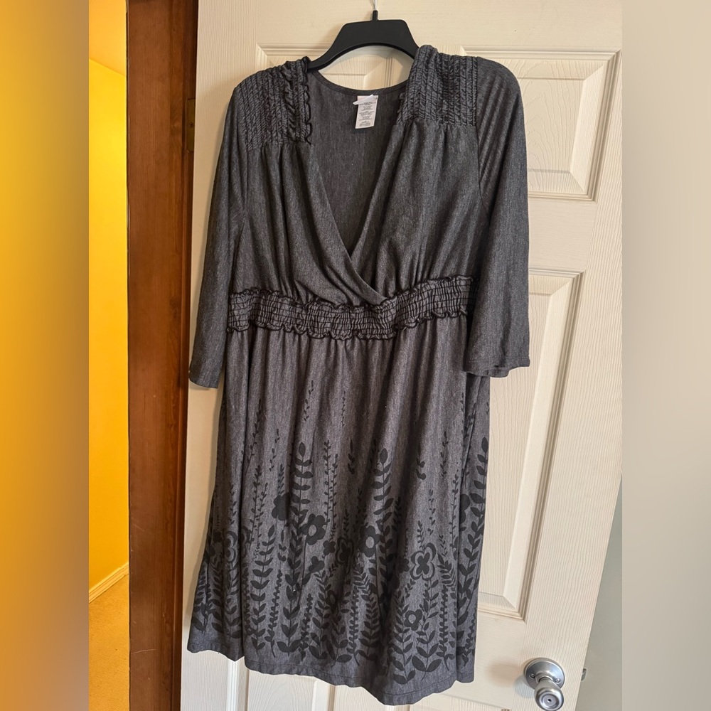 Dress 22/24